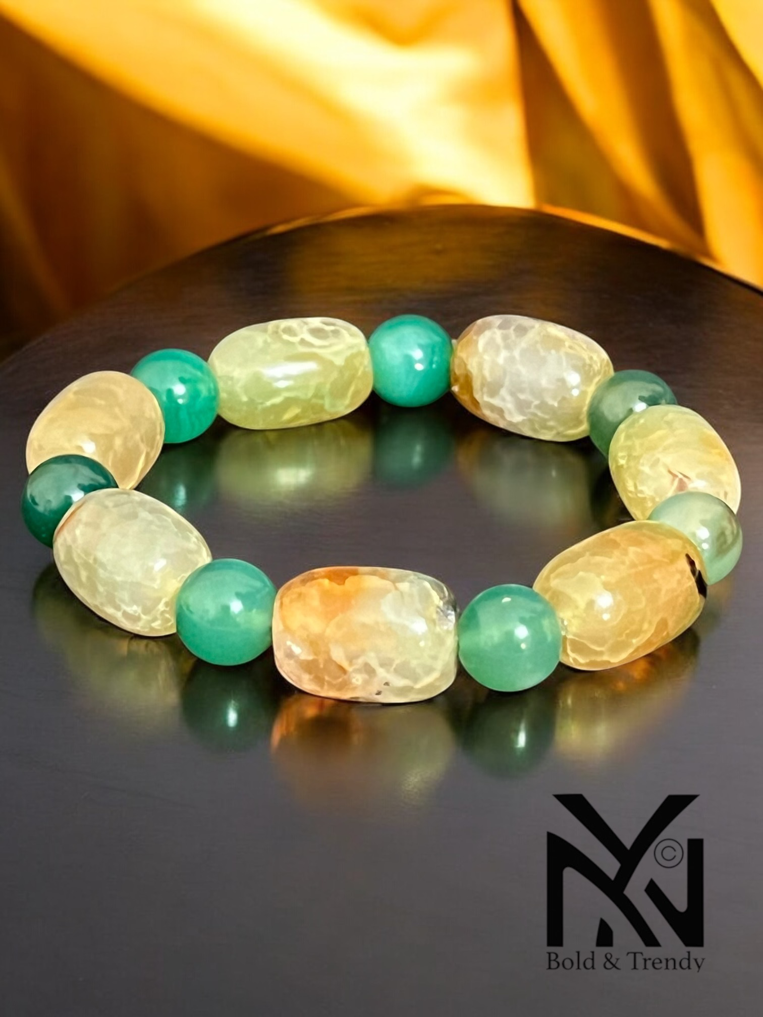 Fleur Brésilienne bracelet back view with Brazilian agate details